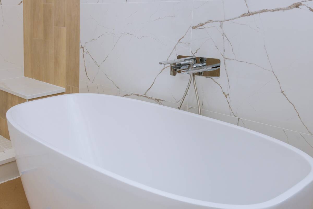 Comment entretenir la céramique de votre salle de bain pour qu&#8217;elle reste comme neuve ? Saint-Louis